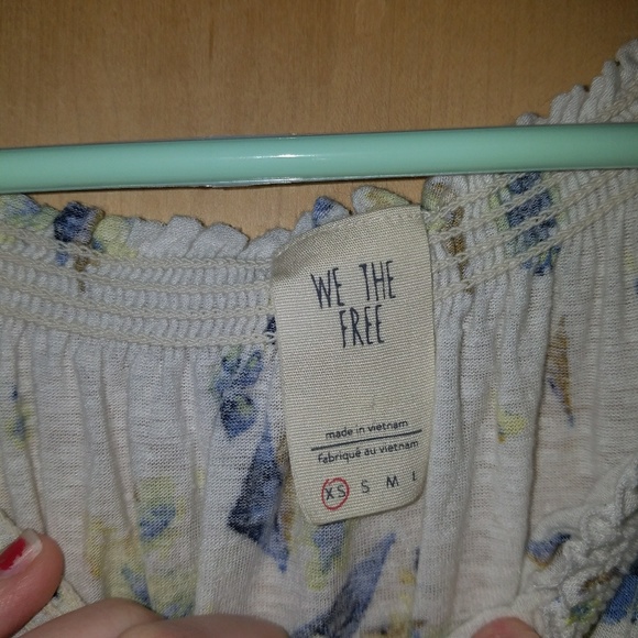 Free People Floral Off the Shoulder Top - Picture 3 of 4